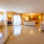 Daire Luxury And Comfort *