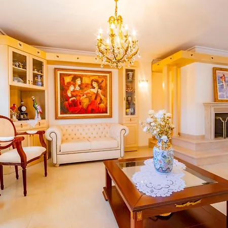 Luxury And Comfort * Nea Moudhania