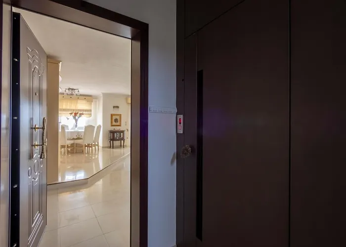 Luxury And Comfort * Nea Moudania